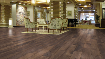 Ламинат Kronotex Amazone D 4766 Дуб Темный Петерсон