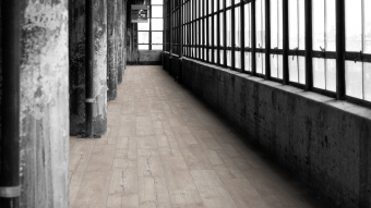 Ламинат Kronotex Exquisit D 3241 Тик Ностальгия Бежевый